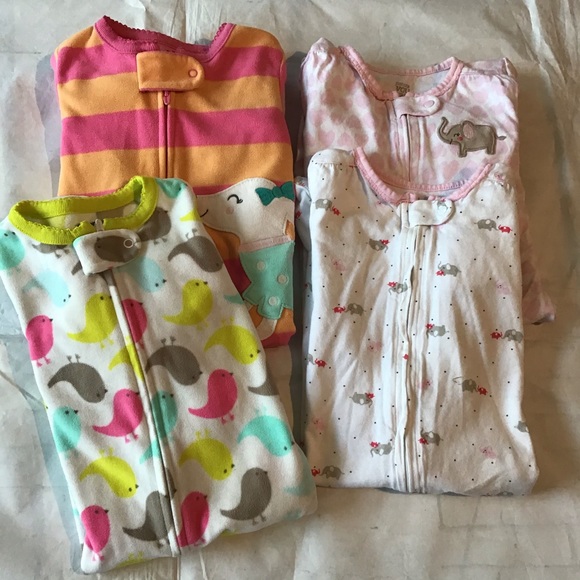 Carter’s 4-Piece Sleeper Bundle Girls 6 M - Picture 1 of 6
